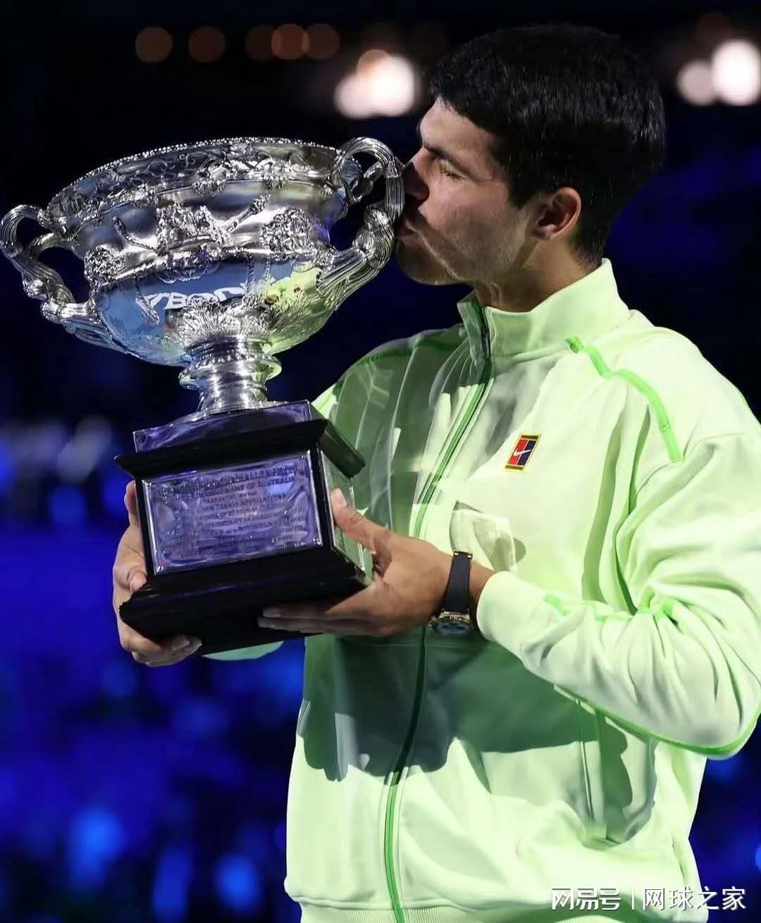 开云-罗迪克称阿卡夺冠也有费雷罗的功劳，阿卡回应称只想回击外界质疑