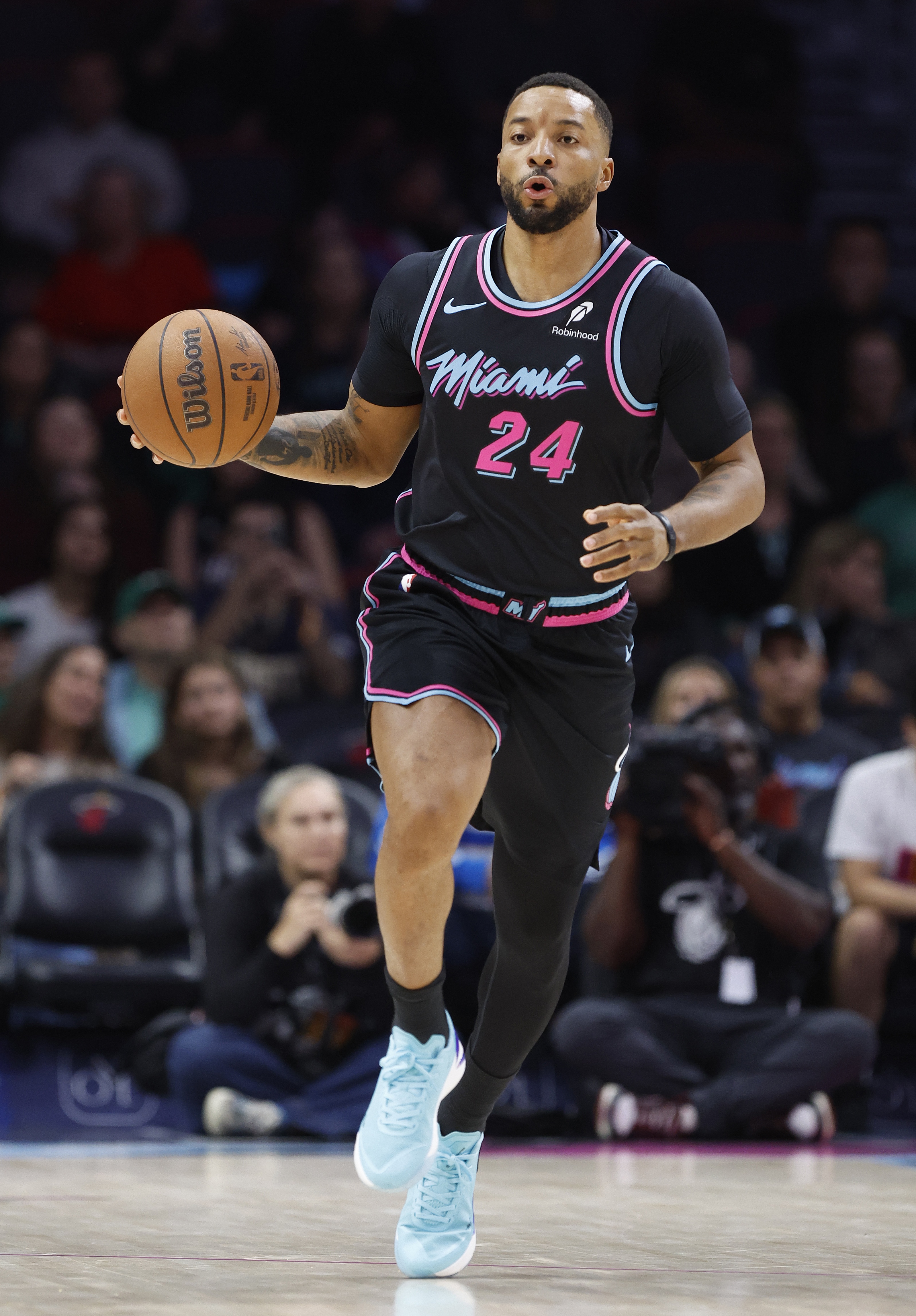 开云体育入口-明天热火迎战马刺 鲍威尔出战成疑 维金斯&amp;哈克斯大概率出战