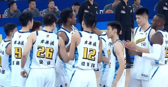 开云-广东惨案！本土仅13分遭山东打爆，北京16分逆转，广厦止颓